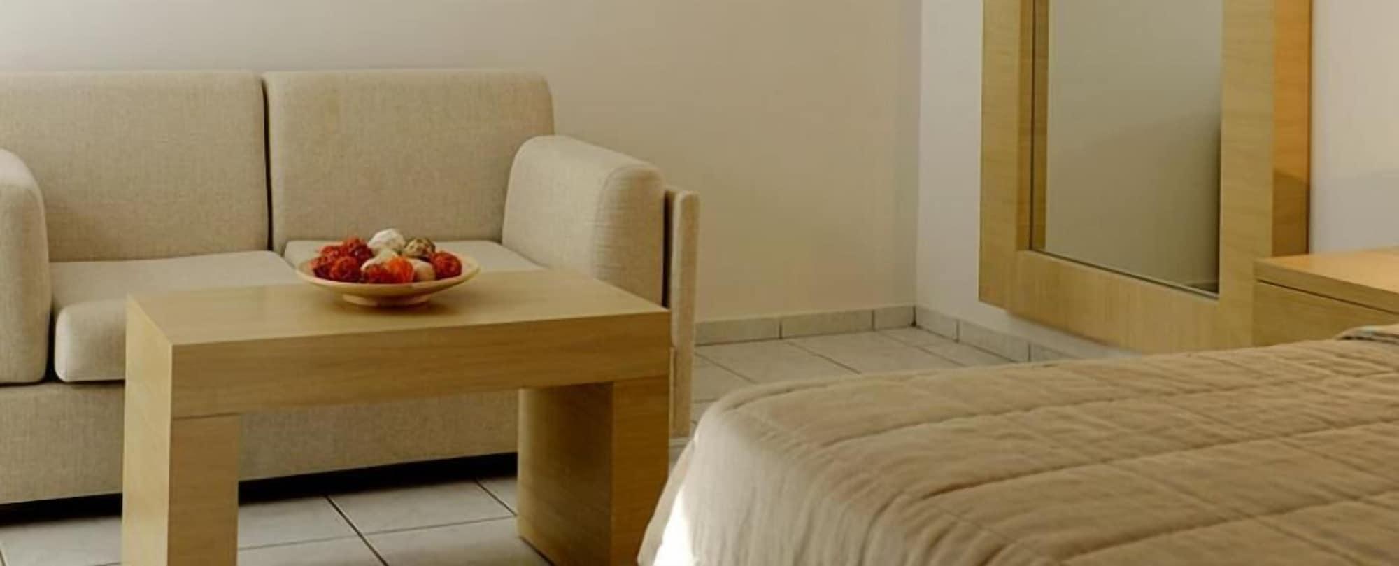 Golden Milos Hotel