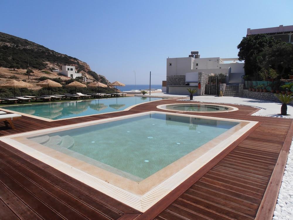 Hotel Golden Milos Provatas