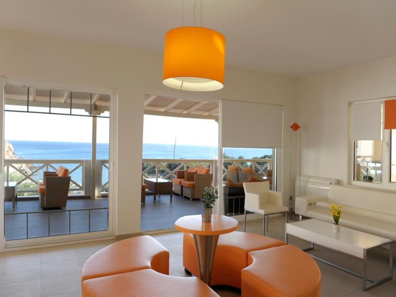 Golden Milos Hotel