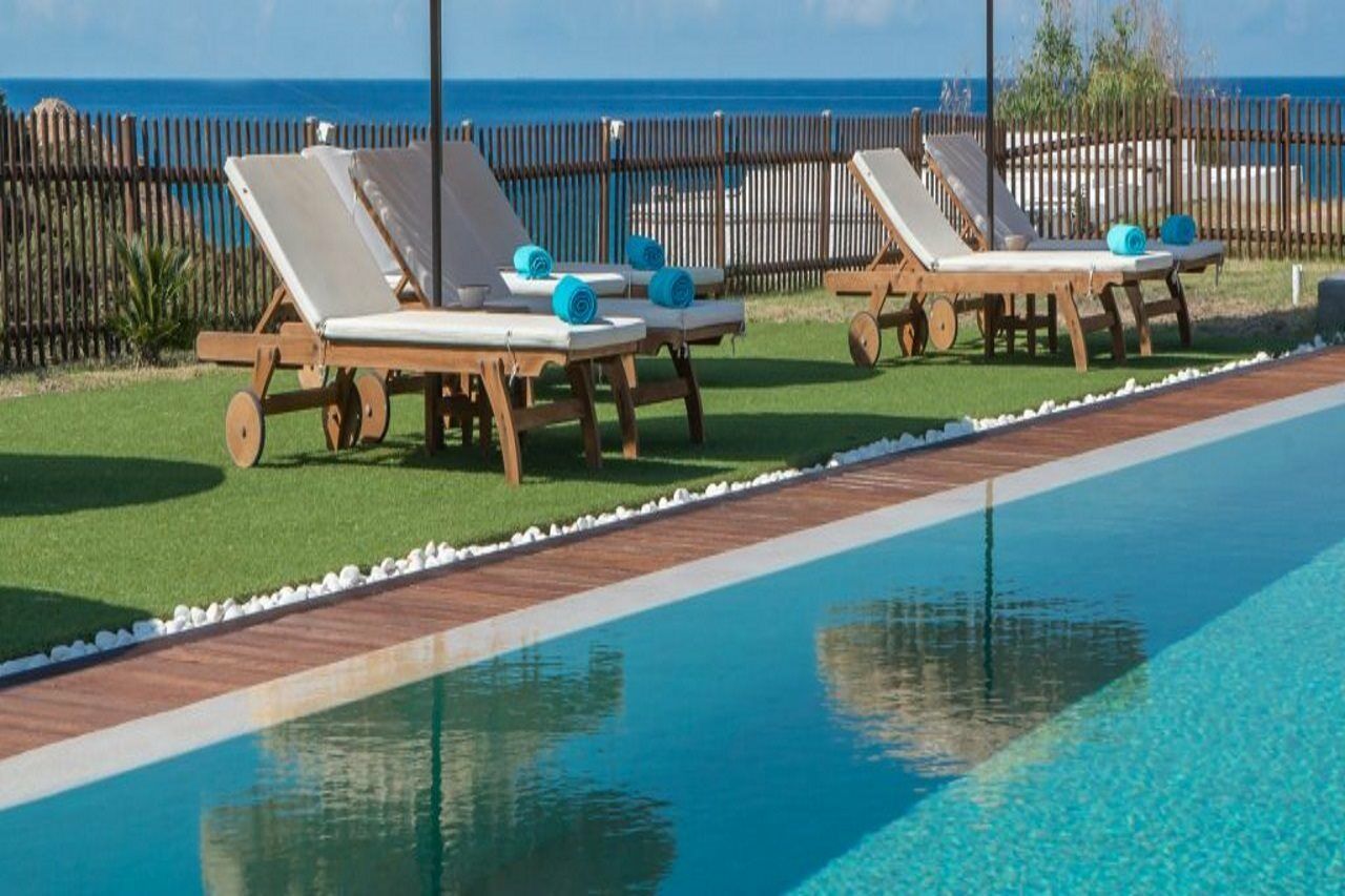 Hotel Golden Milos