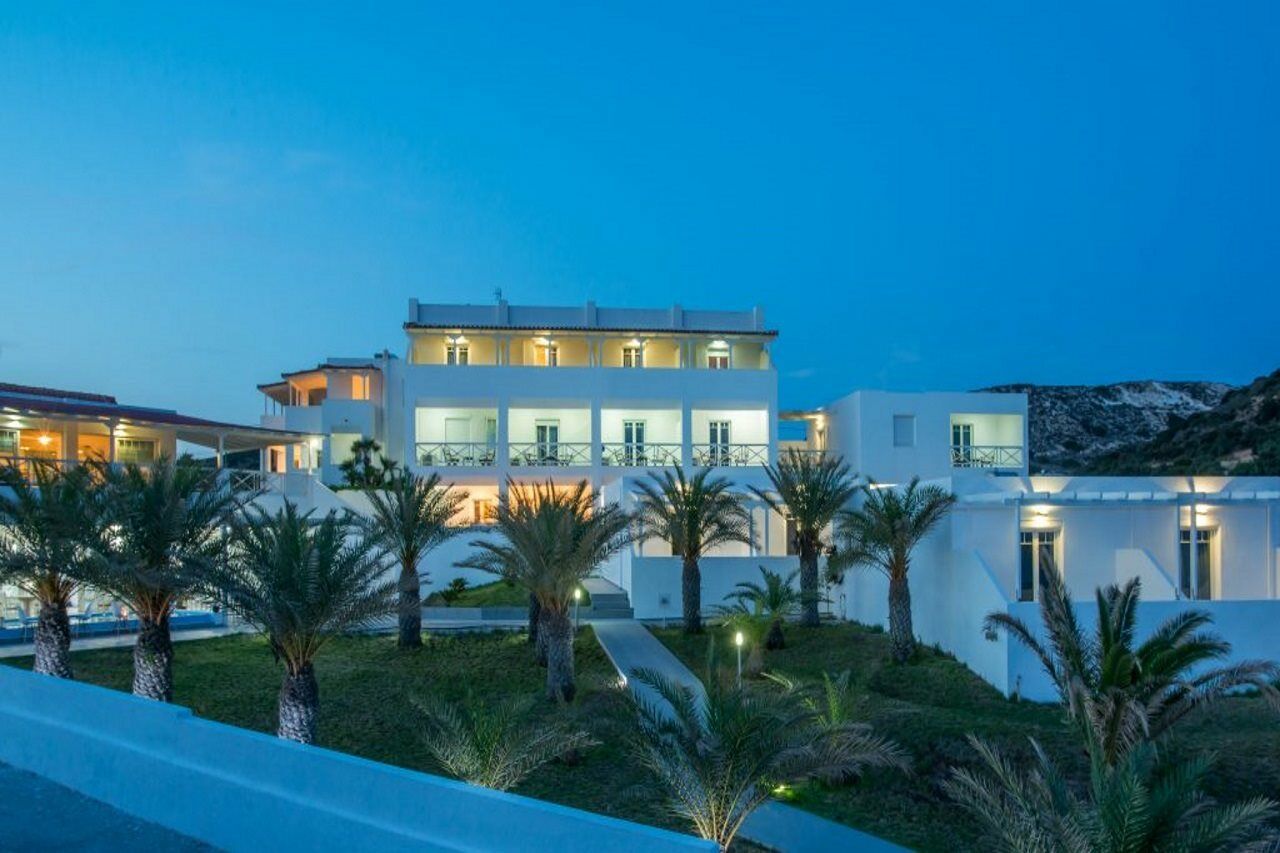 Golden Milos 4* Provatas
