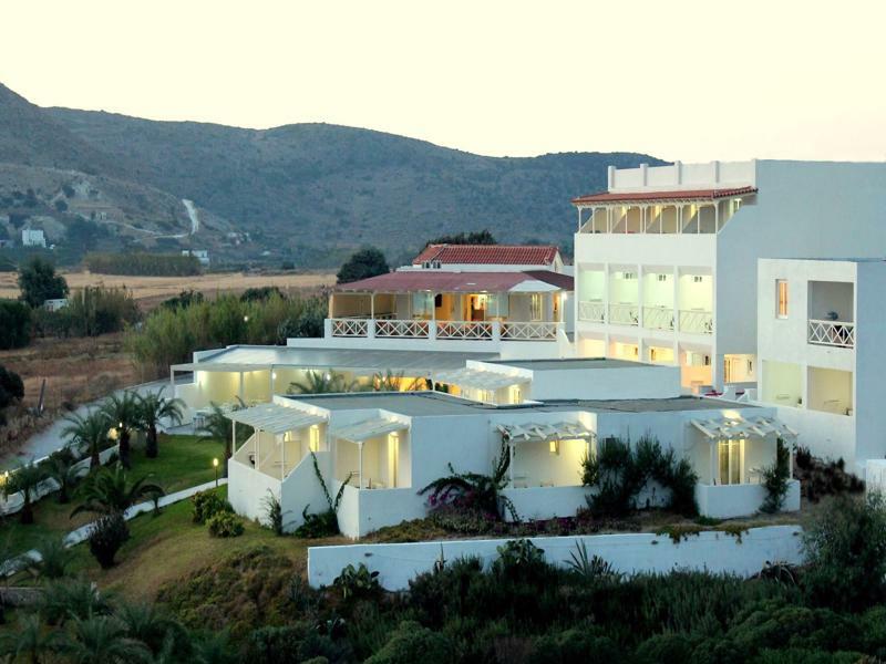 Golden Milos 4* Provatas