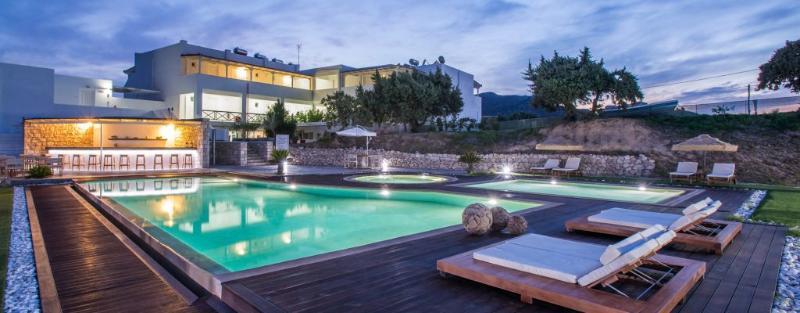 Golden Milos Hotel 4*